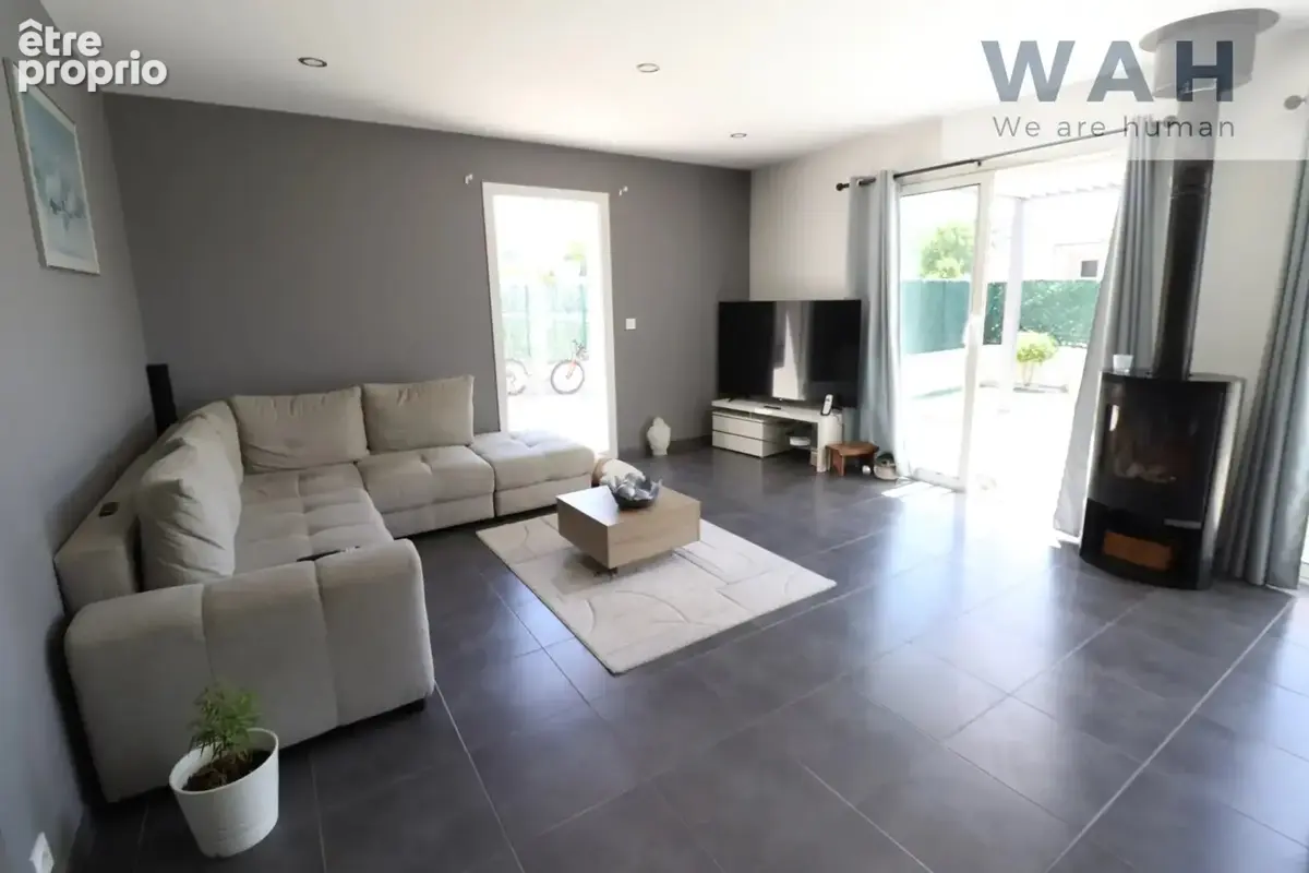 Vente maison 4 pièces avec piscine 34190 saint-bauzille-de-p - photo 5