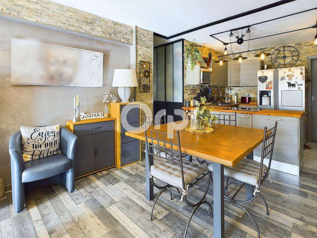 Appartement à MANDELIEU-LA-NAPOULE