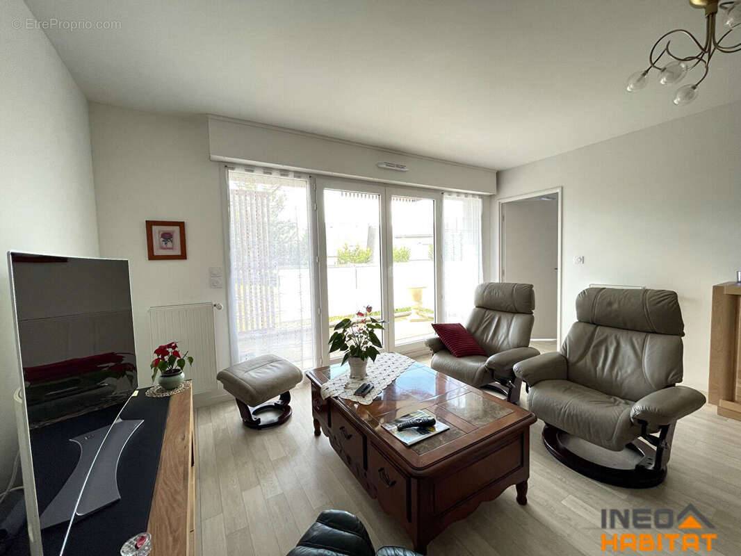 Appartement à LA MEZIERE