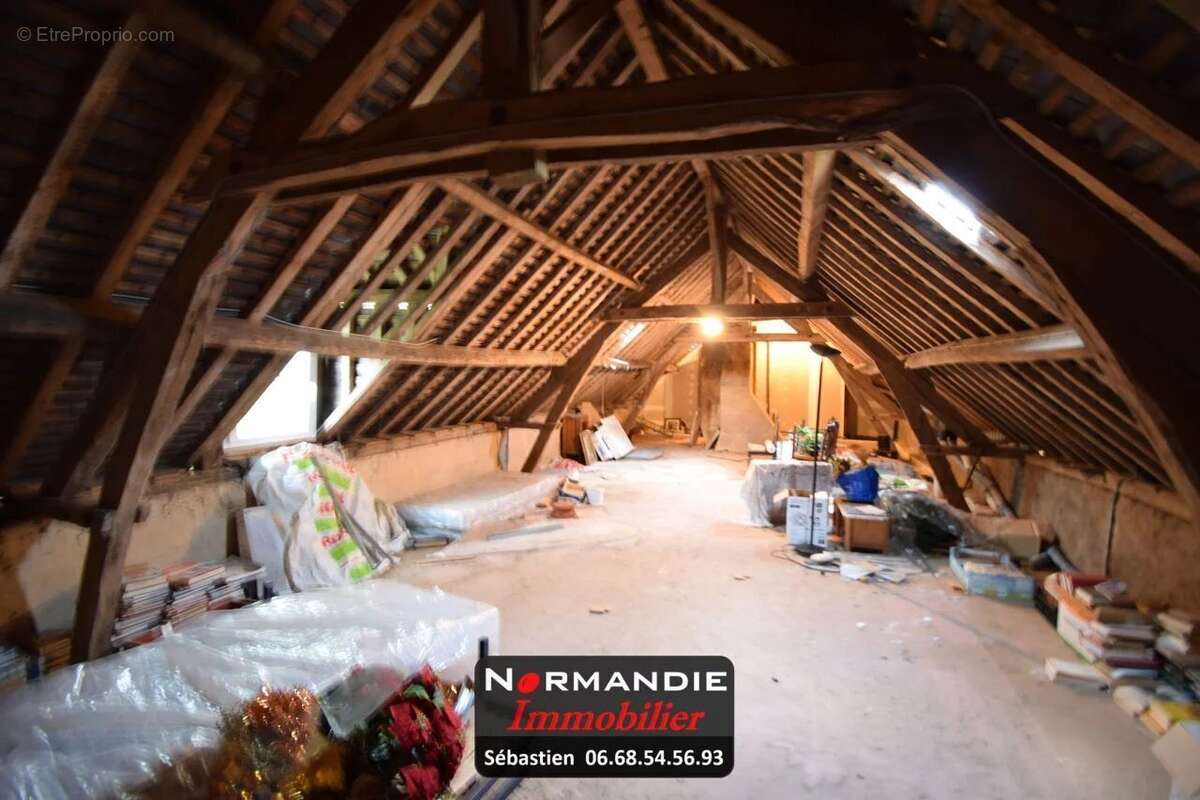 Maison à DOUDEVILLE