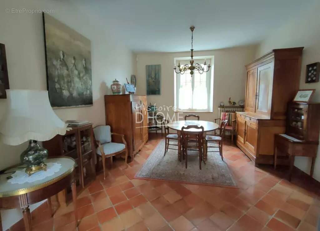 Maison à BERNAY-VILBERT