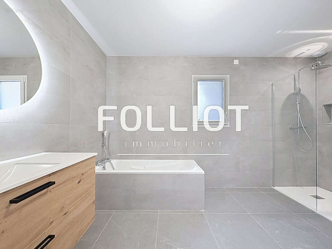 Maison à SAINT-AMAND