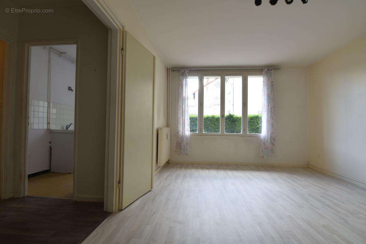 Appartement à COSNE-COURS-SUR-LOIRE