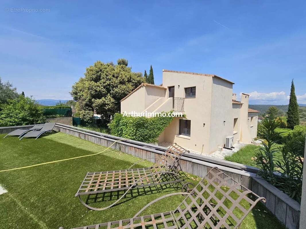 Maison à TRANS-EN-PROVENCE