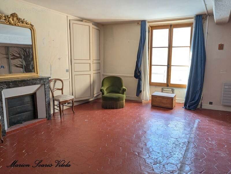 Maison à CHAUMES-EN-BRIE