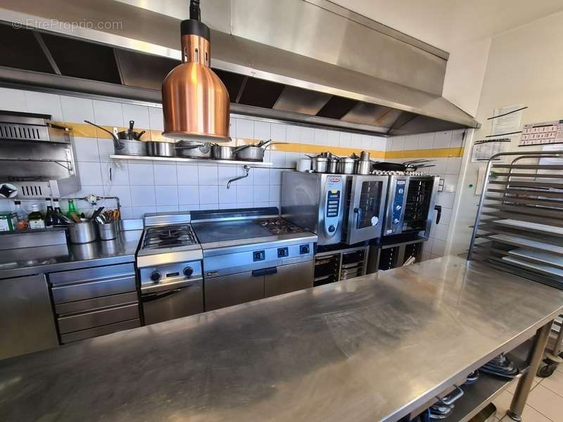 Commerce à LES SABLES-D&#039;OLONNE