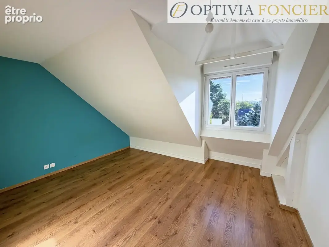 Propriété T7 1421 m2 avec sous-sol complet (100 m2) et 4 200 m2 de terrain - photo 9