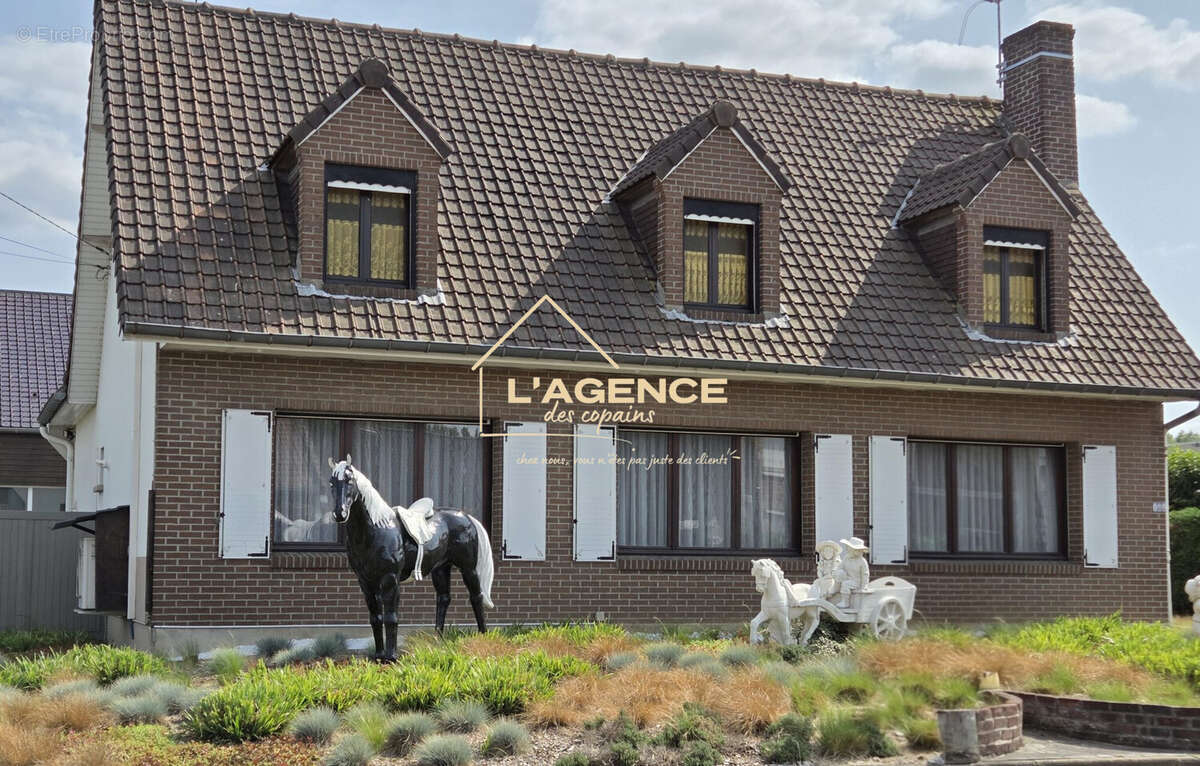 Maison 147 m² à Hazebrouck  - photo 2