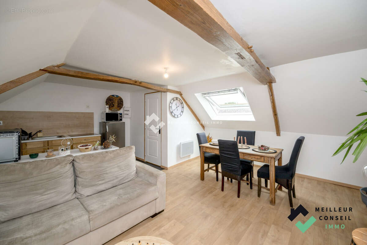Maison 165 m² à Le Foeil  - photo 4