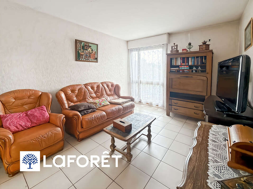 Appartement 3 pièces à vendre à Ris Orangis - Réf. 16363 - photo 3