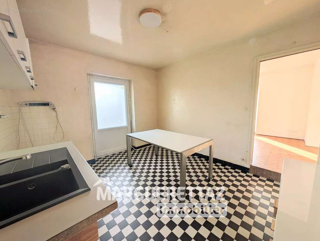 Appartement à SAINT-JEOIRE