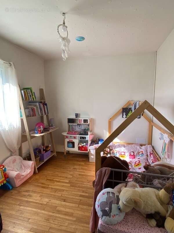 Maison à RUELLE-SUR-TOUVRE