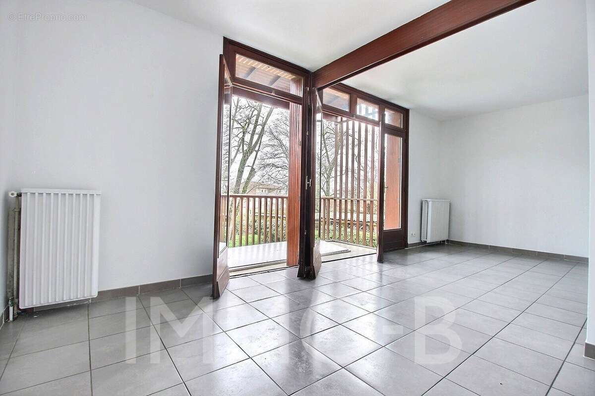 Appartement à RAMONVILLE-SAINT-AGNE