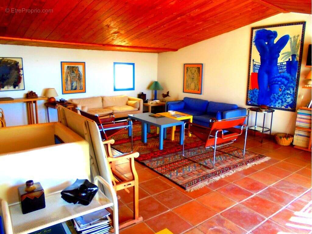 Maison 138 m² à Villecroze  - photo 7