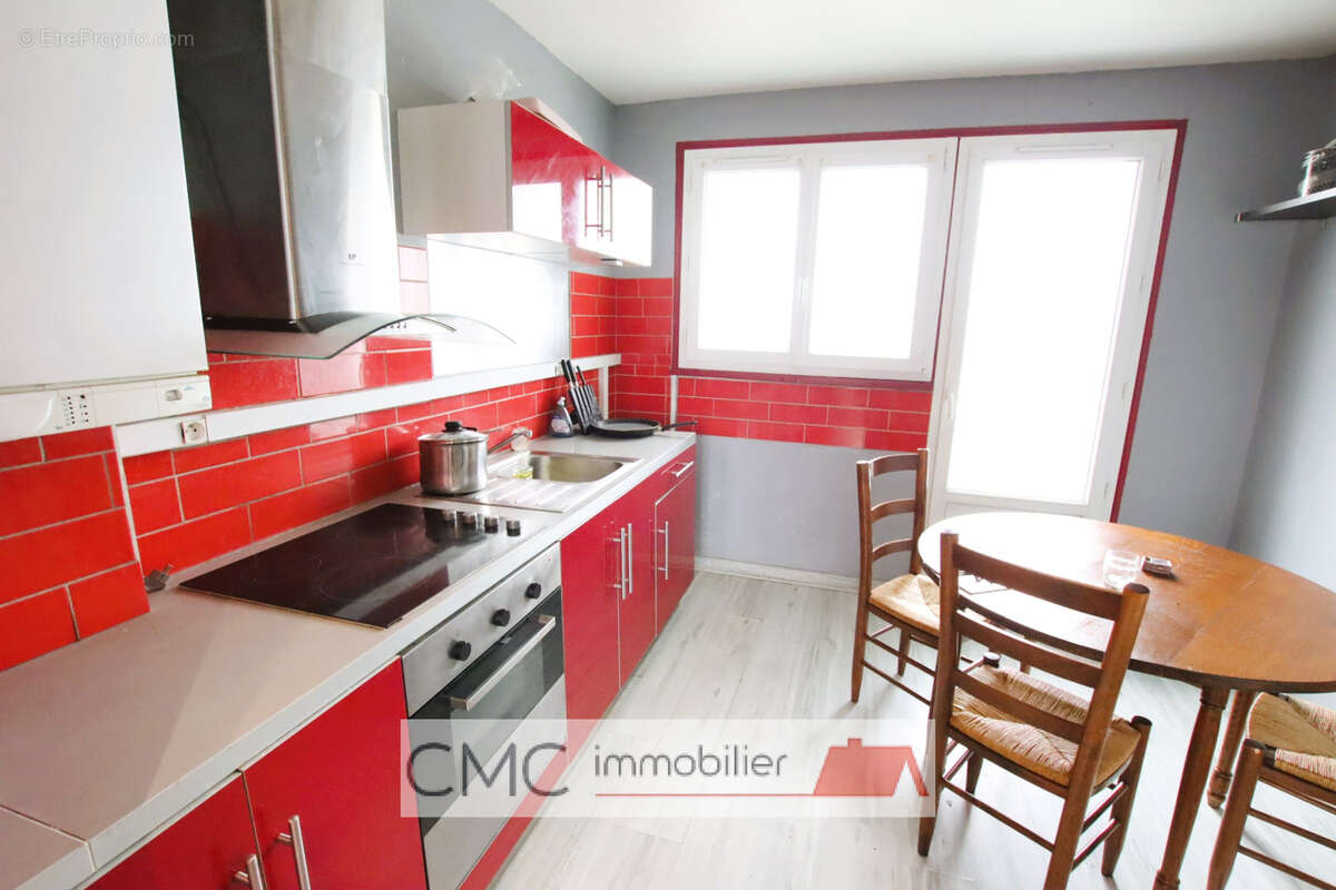 Appartement à LUCE