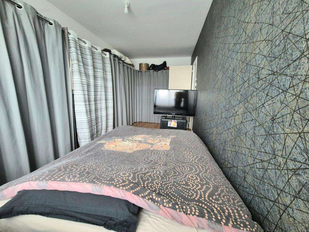 Maison à SAINT-MARTIN-DE-SESCAS