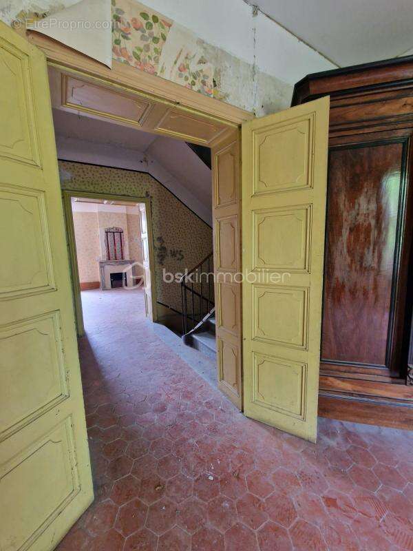 Maison à SAINT-JEAN-DE-BARROU