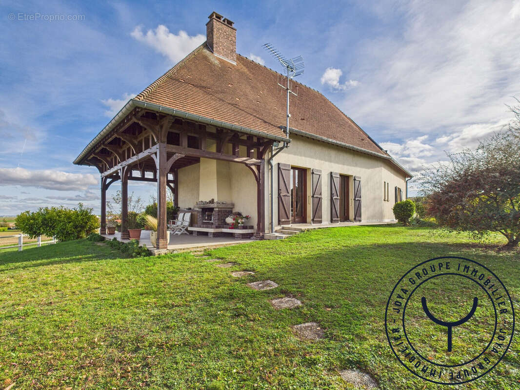 Maison 170 m² à Saint-Lye  - photo 9