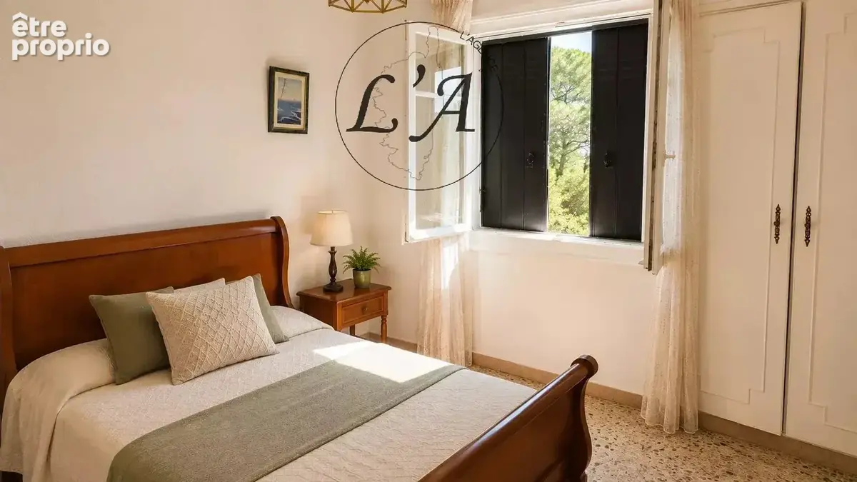 AJACCIO – Beau T2 de 58 m², terrasse et parking - photo 8