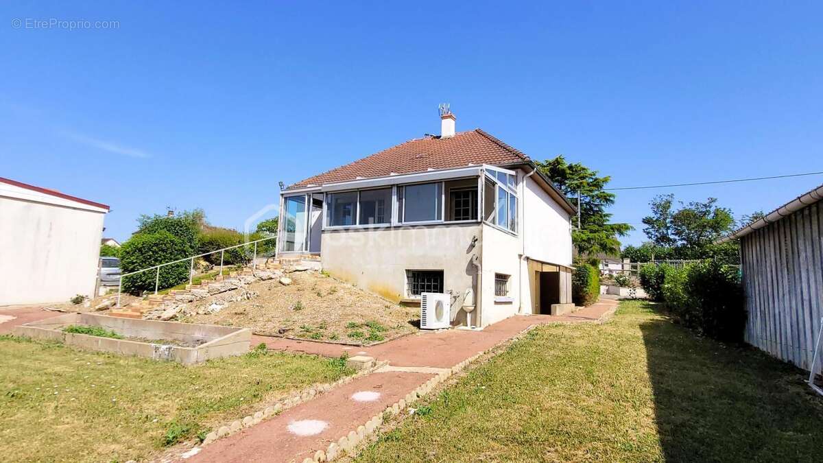 Maison entre ville et campagne - photo 25