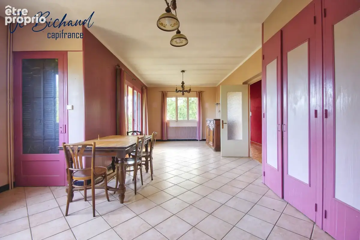 Maison Collonges-au-Mont-d'or de 250m2 + sous-sol de 80m2 - photo 9