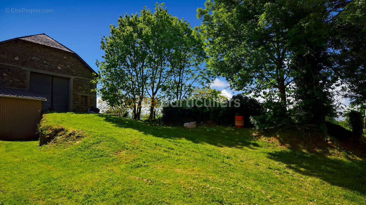 Maison à MONTIRAT