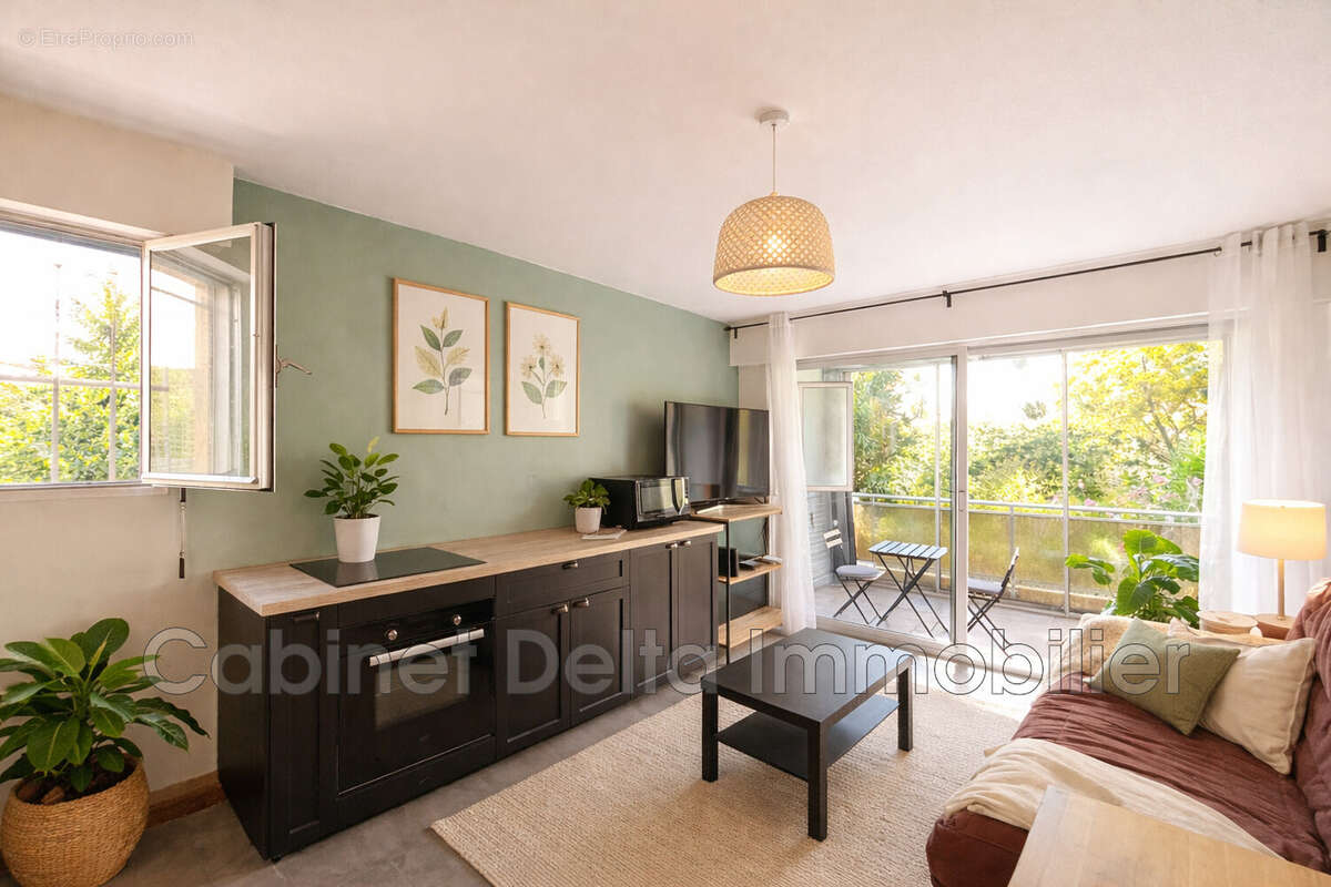 Appartement à SANARY-SUR-MER