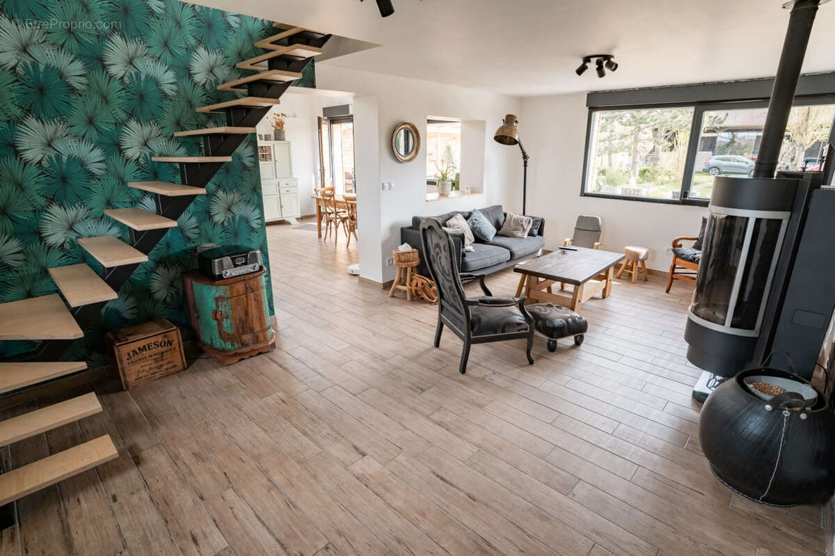 Maison à SAINTE-MARIE-KERQUE