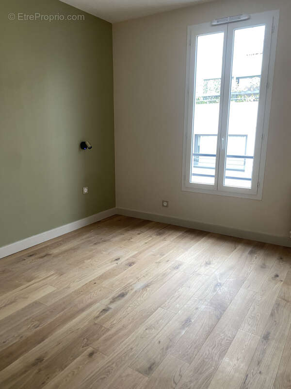 Appartement à LEVALLOIS-PERRET