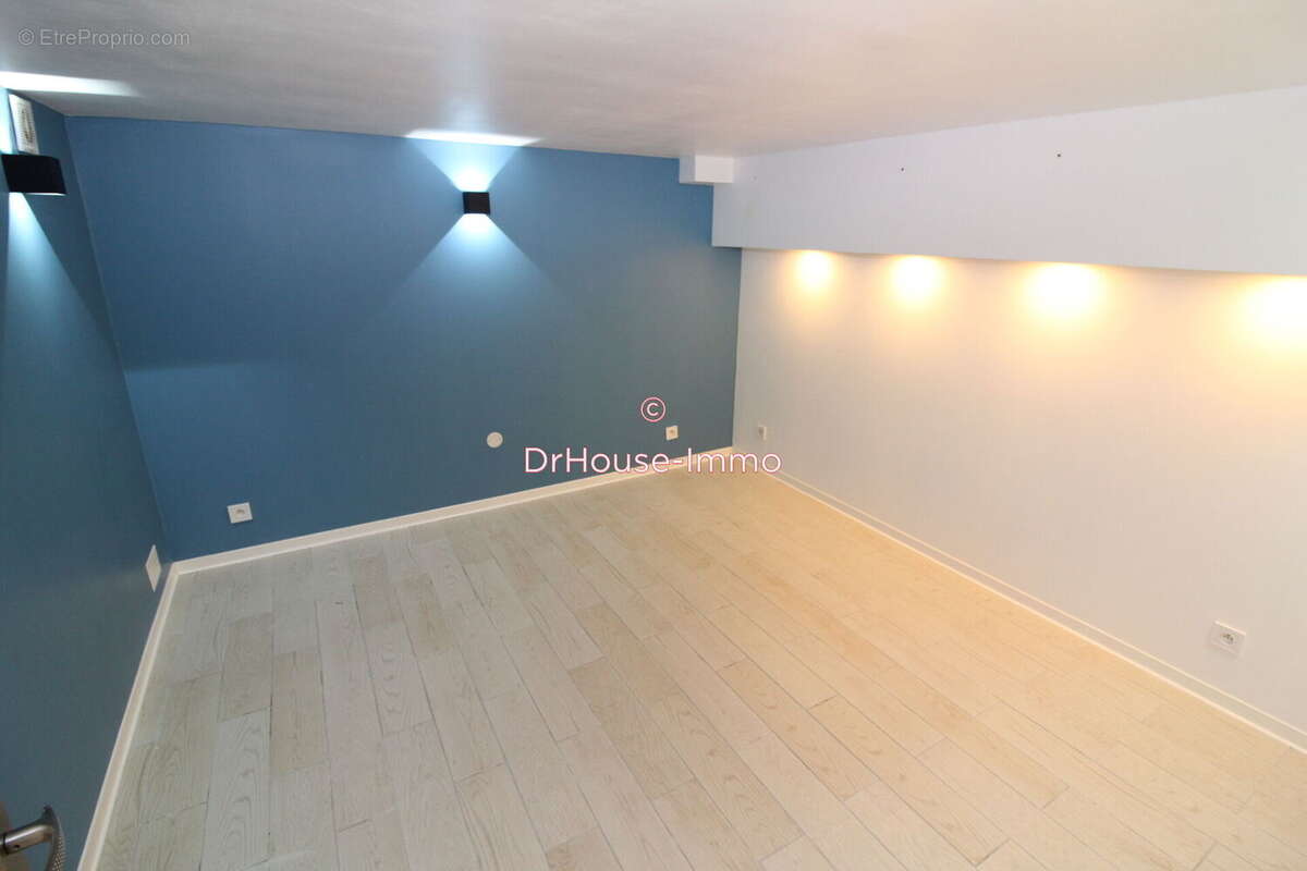 Maison à BRUAY-LA-BUISSIERE