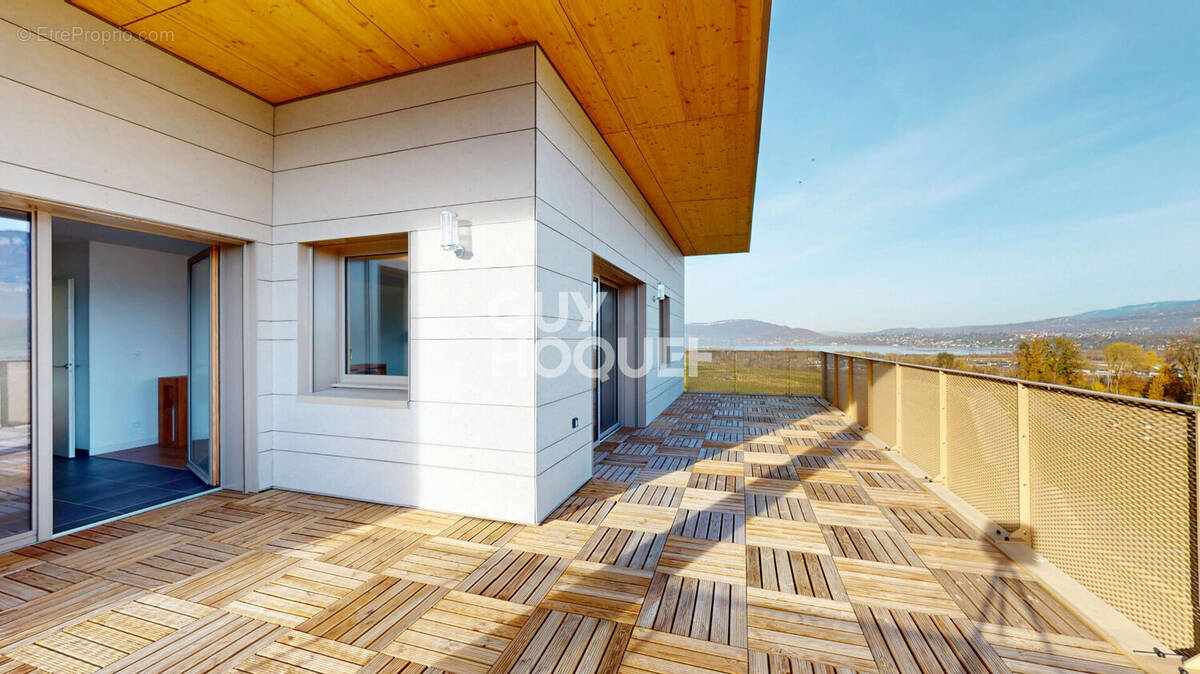 Appartement à LE BOURGET-DU-LAC