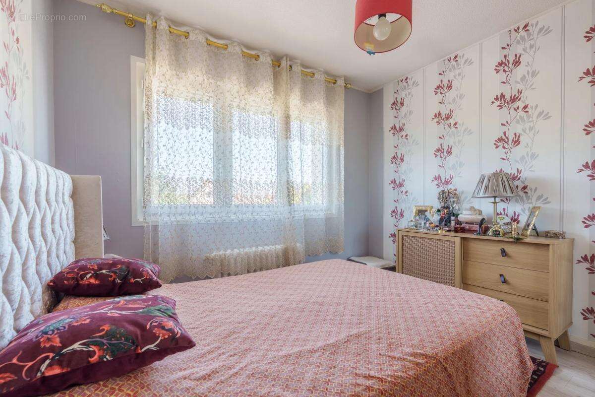 Maison à SAINTE-SAVINE