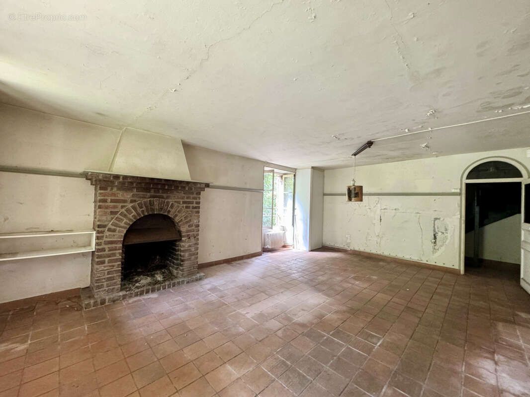 Maison à COULOMMIERS