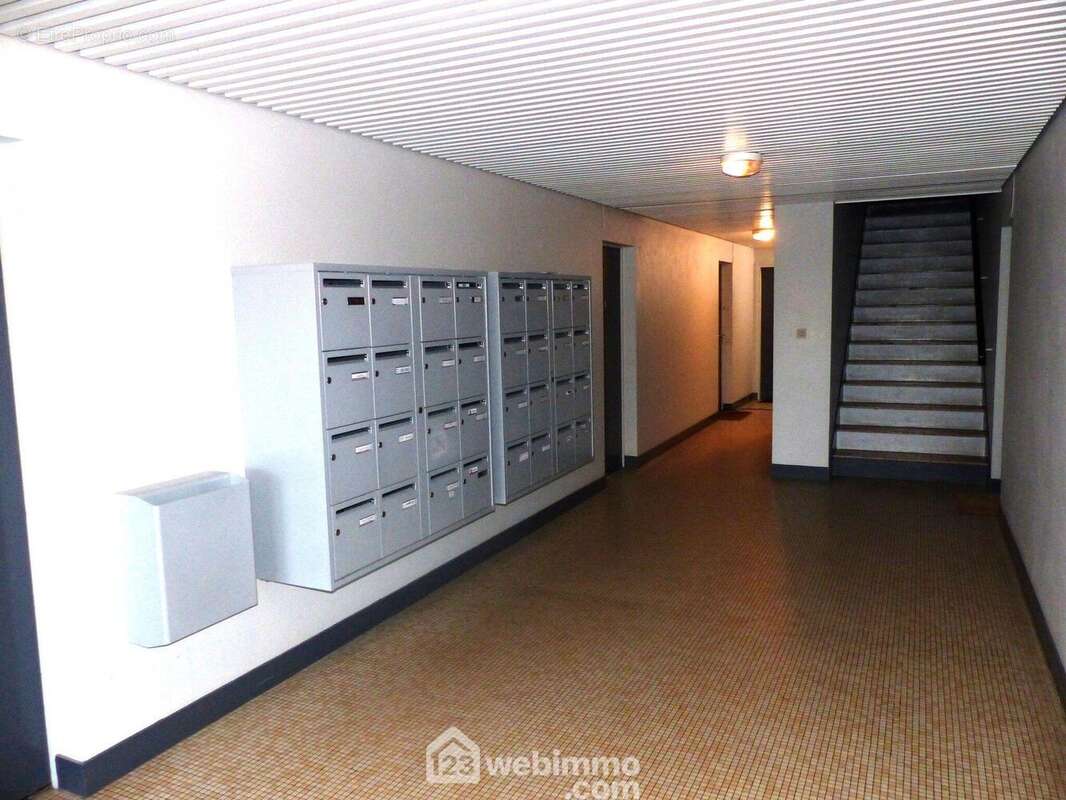 Le hall d'entrée. - Appartement à BIHOREL