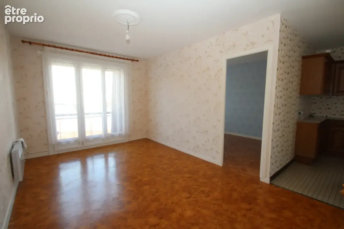 Appartement 2 pièces 42 m² à vendre à Decize (58300) - photo 4