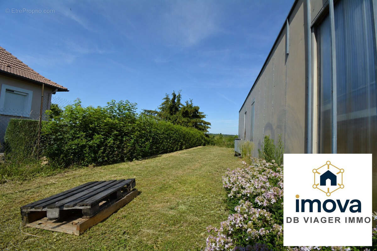 Commerce 236 m² à Abrest  - photo 8