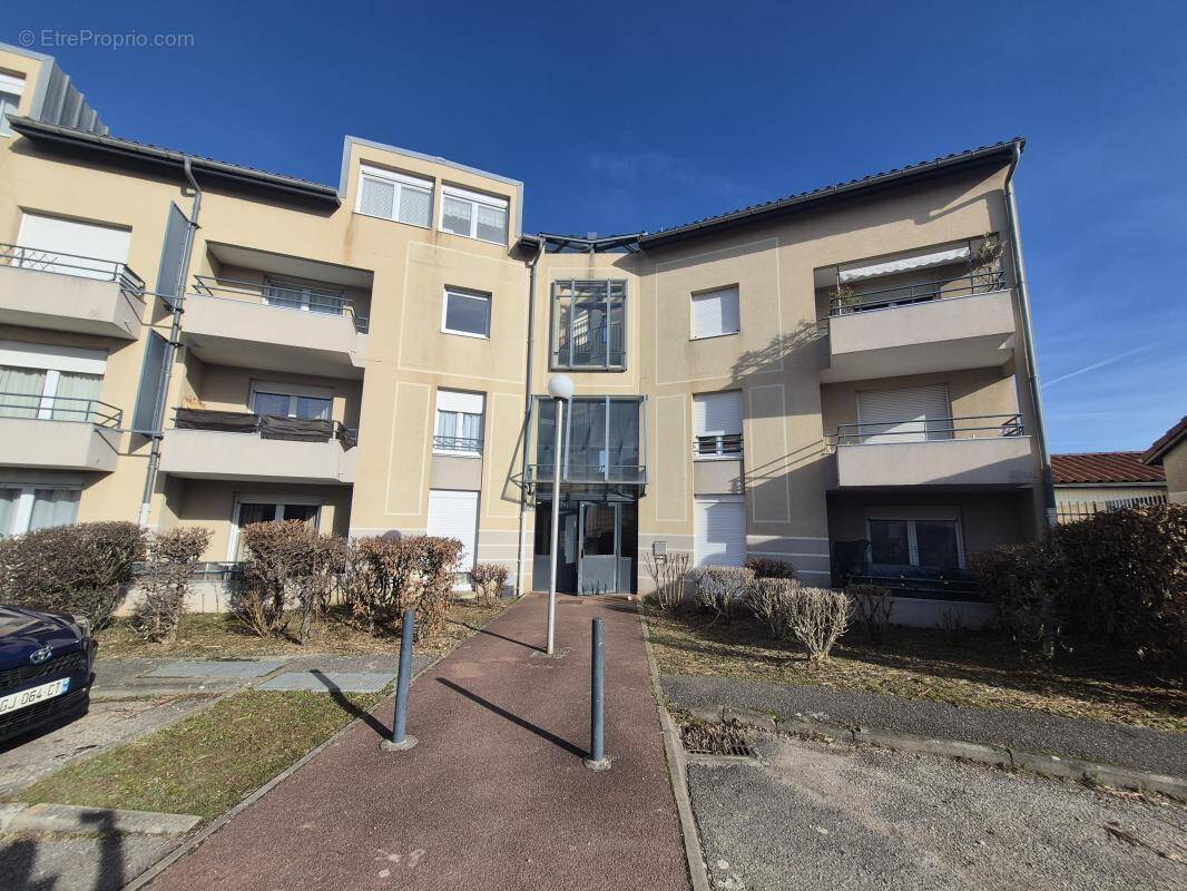 Appartement à VILLEFONTAINE