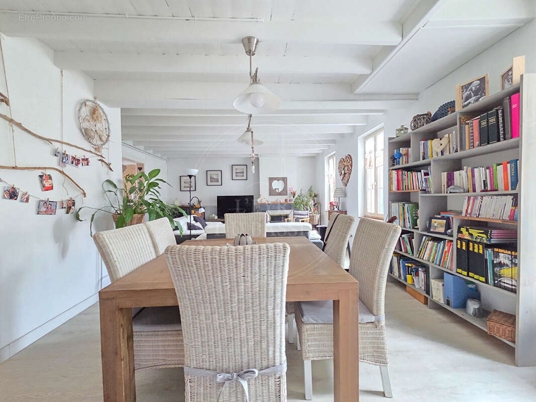 Maison à MIOS