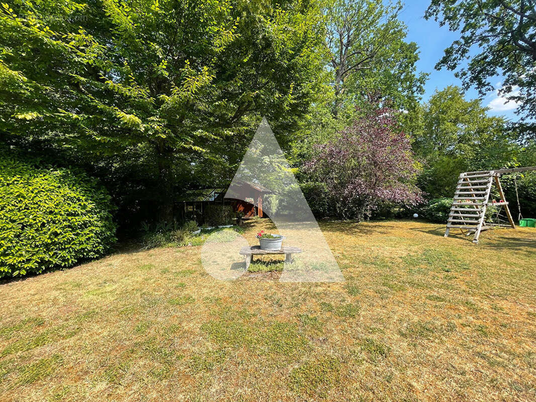Un cadre de vie exceptionnel au coeur du Parc de Cassan ! - photo 12