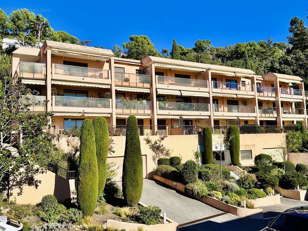 Appartement à LE CANNET