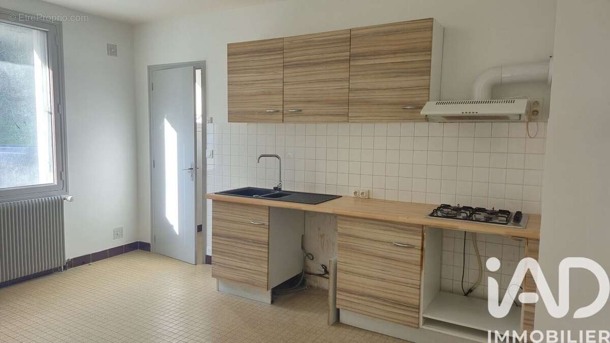 Photo 4 - Maison à SAINT-LEONARD-DE-NOBLAT