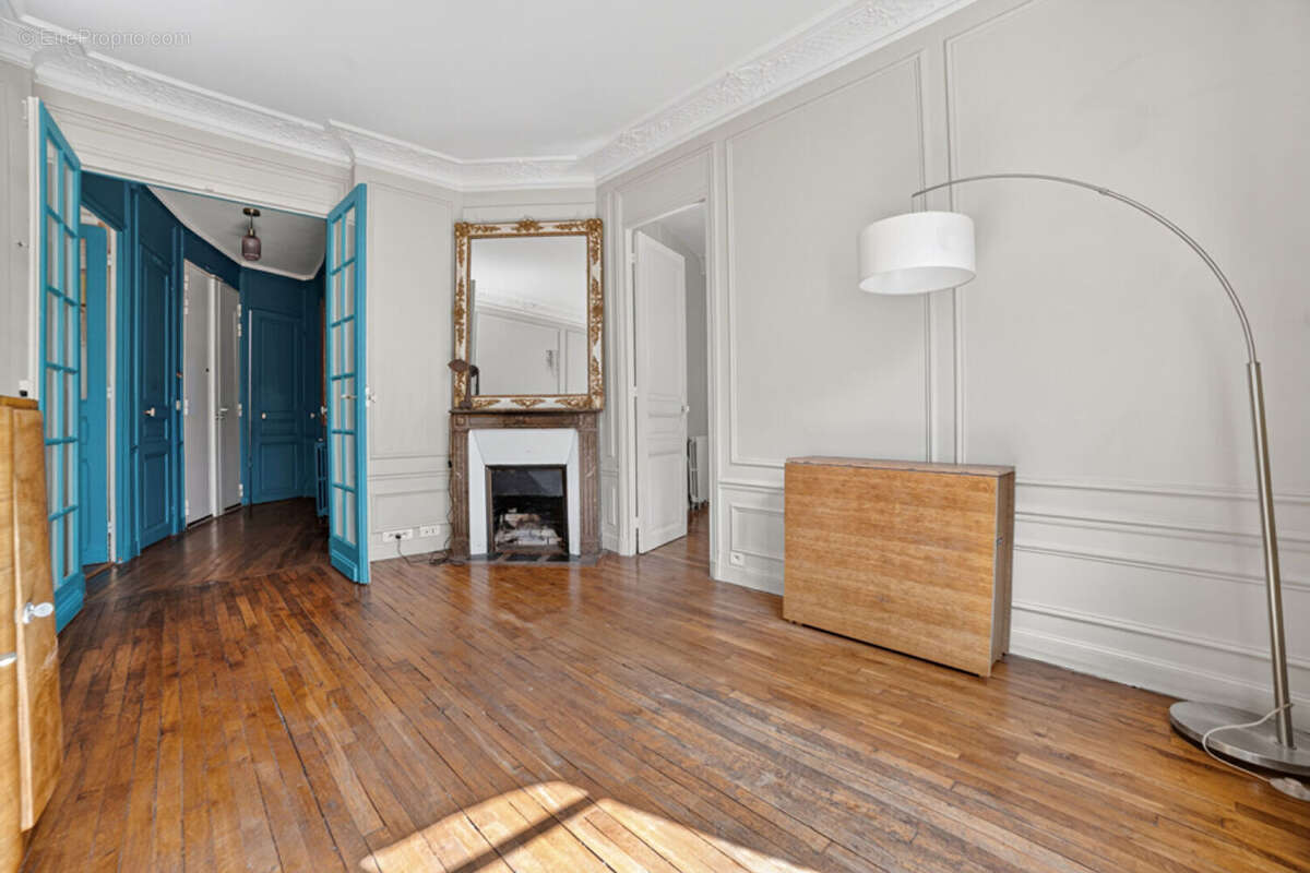 Appartement à PARIS-15E
