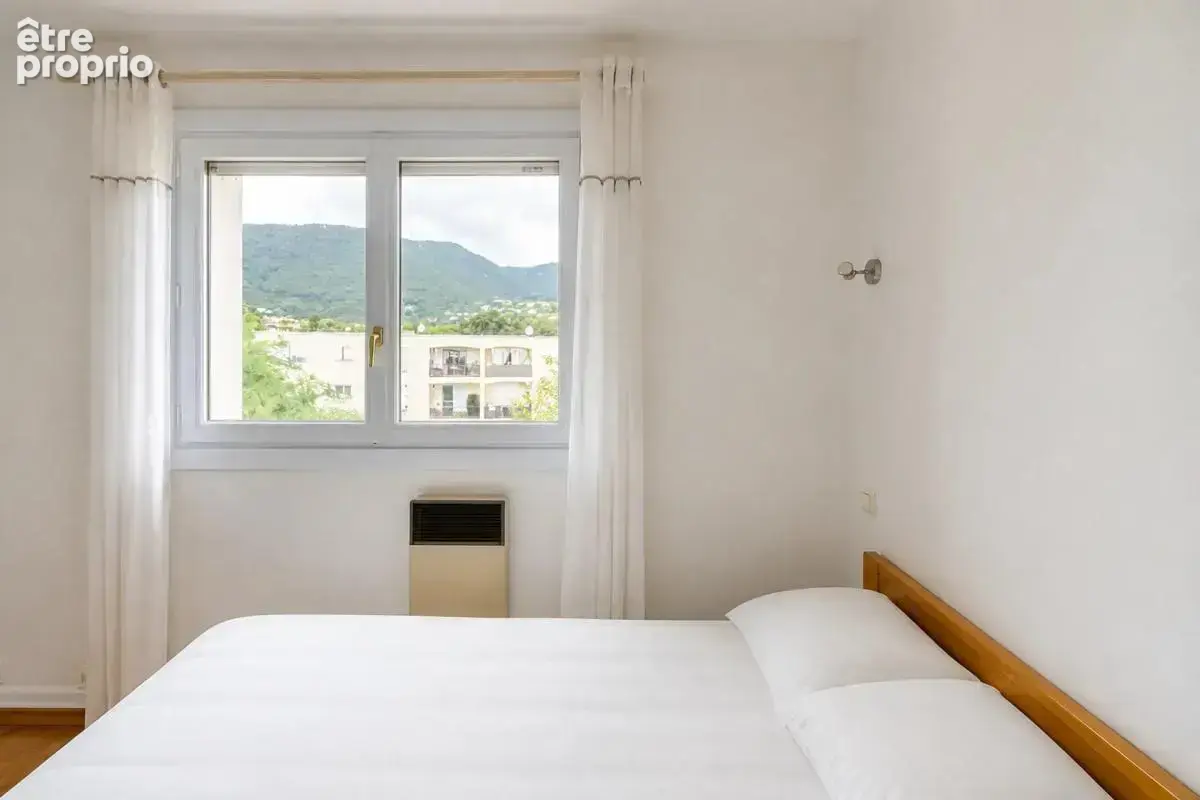 Cavalaire-sur-Mer - Appartement T2 42m2 avec balcon et parking - photo 16