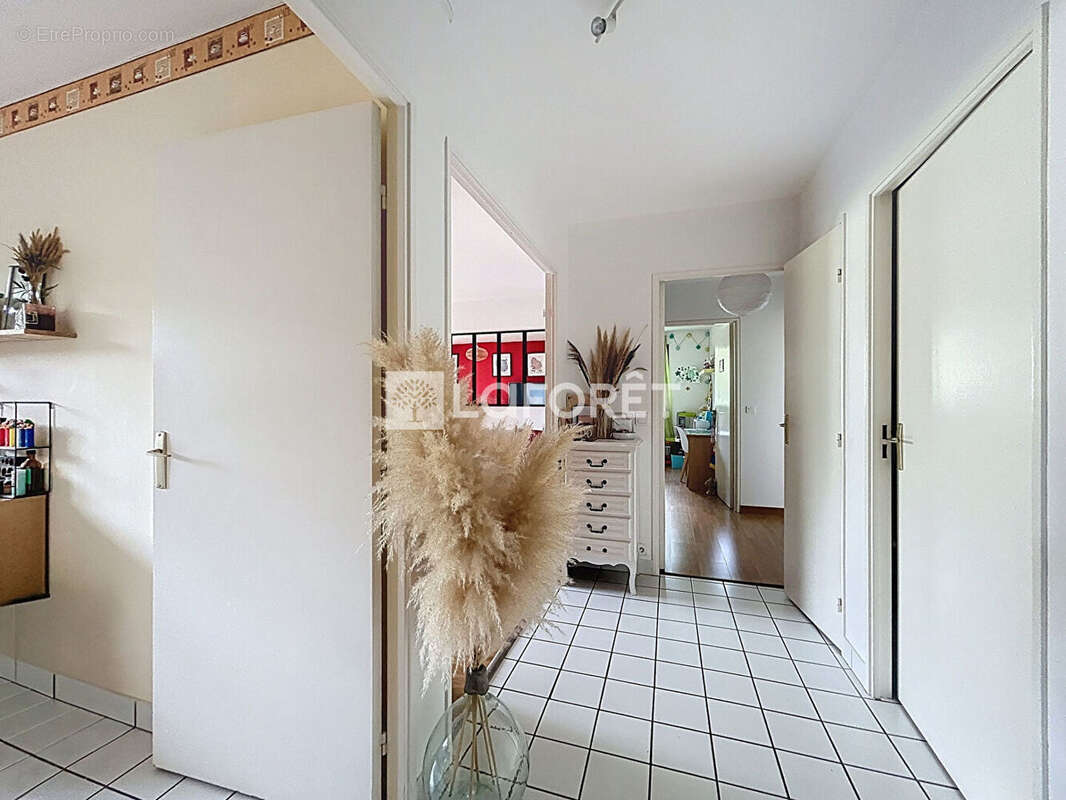 Appartement à VERNEUIL-SUR-SEINE