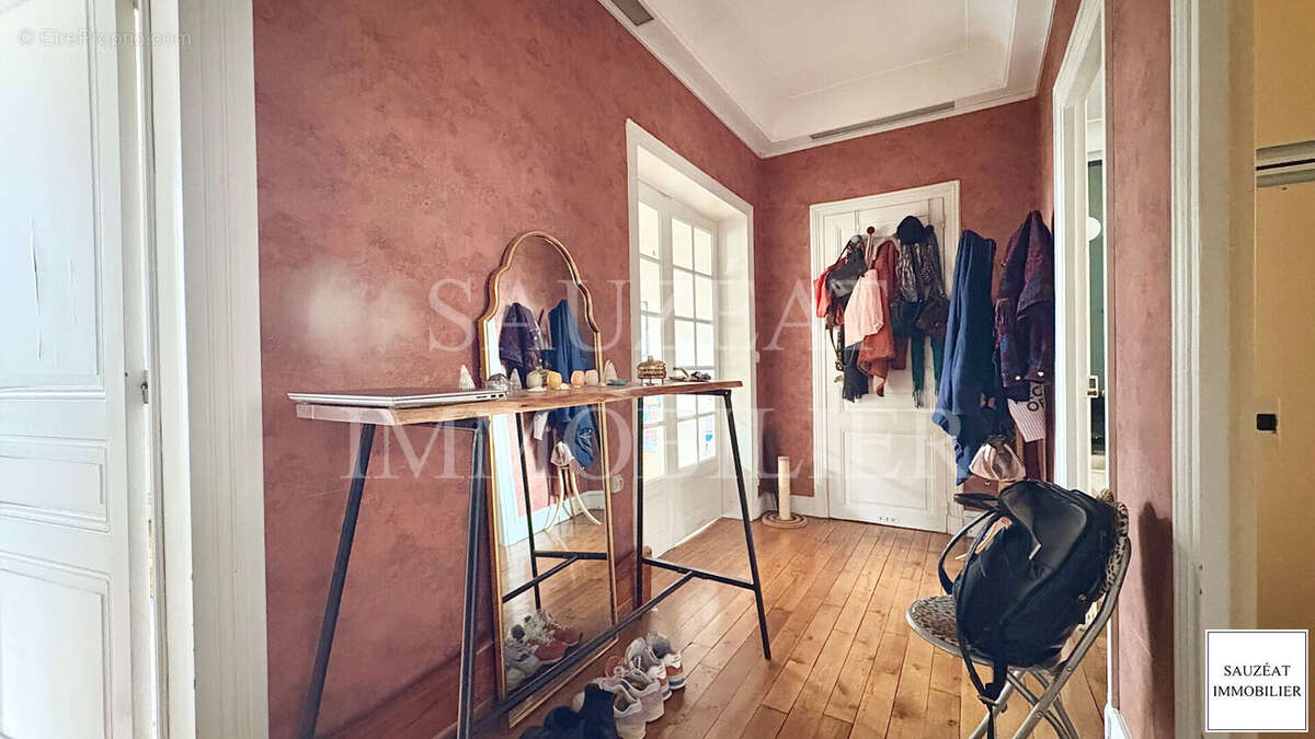 Appartement à MONTROUGE