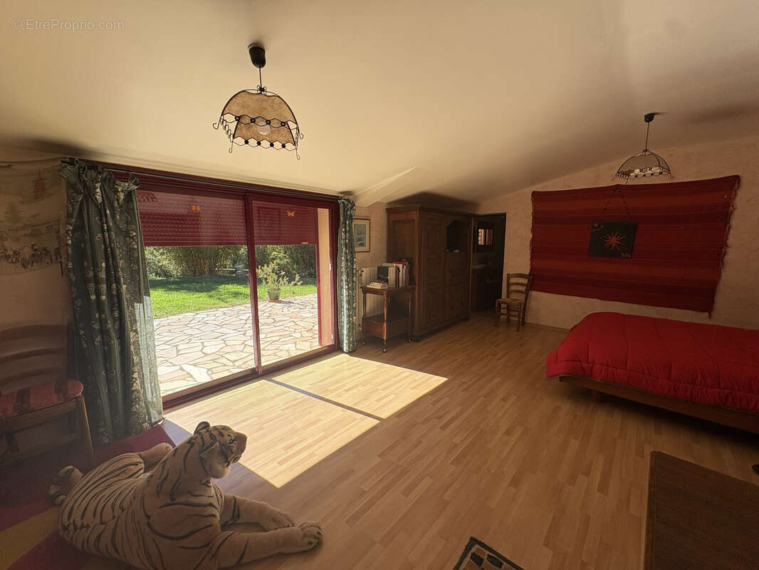 Maison à MARNHAGUES-ET-LATOUR