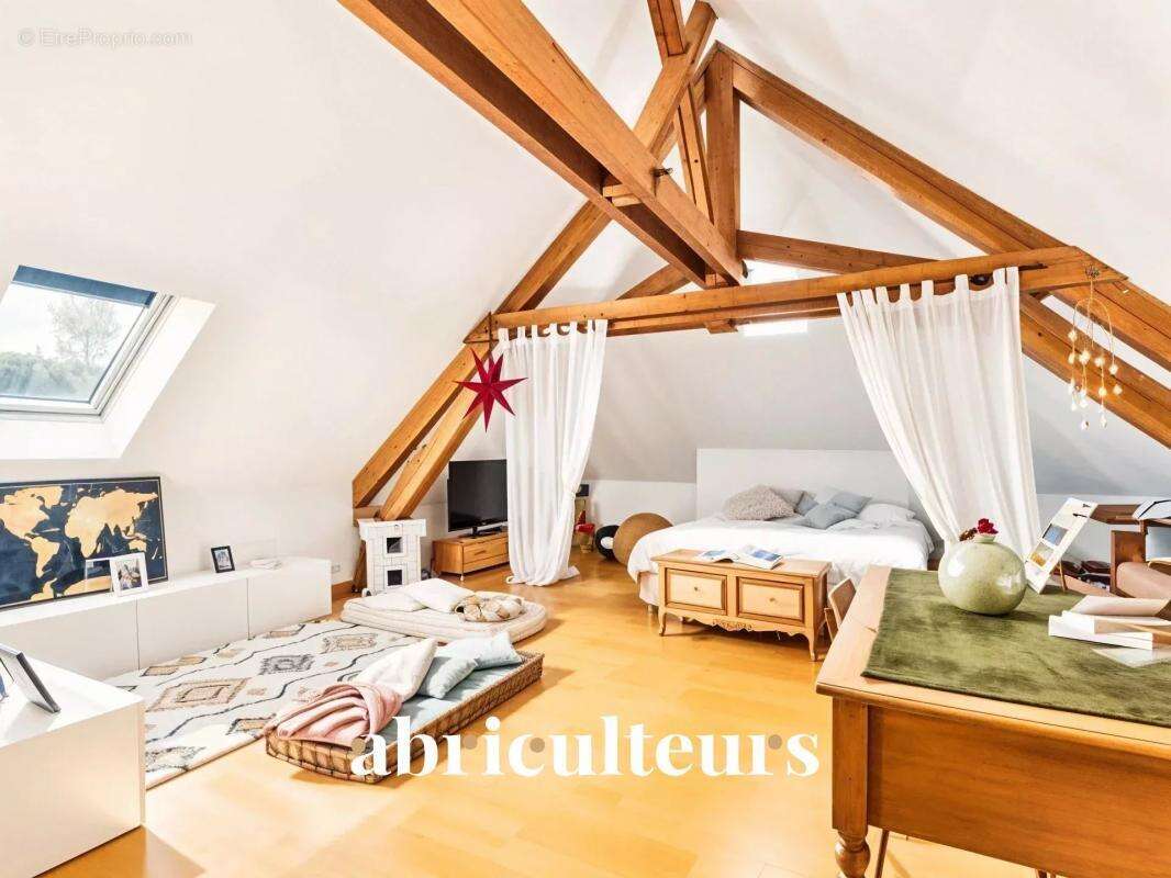 Maison à FRESNOY-LA-RIVIERE