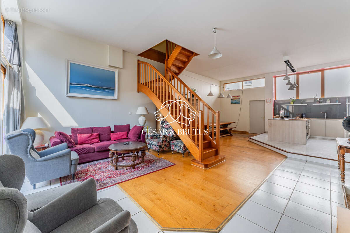 Appartement à LYON-6E