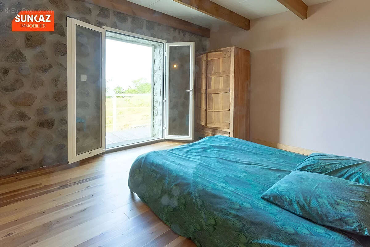 Maison à PETITE-ILE