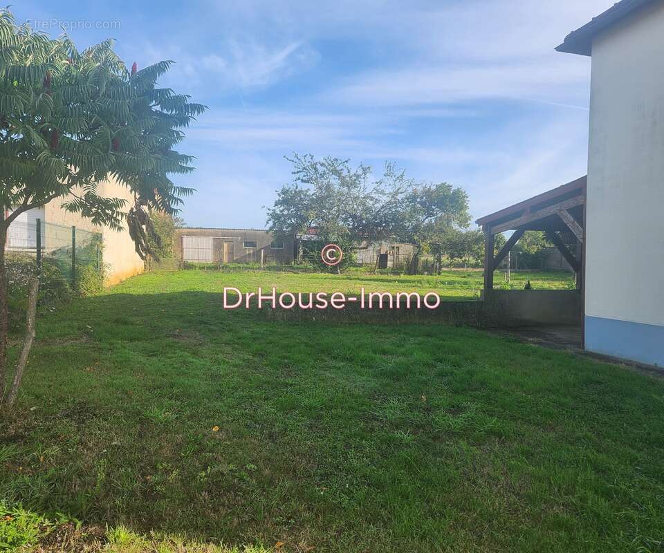 Maison à SOULIGNE-SOUS-BALLON